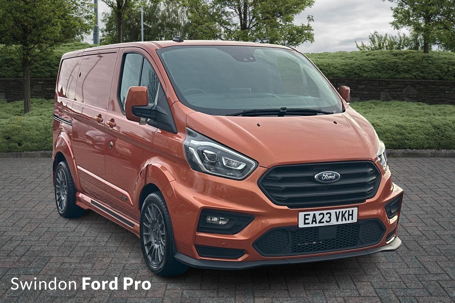 Main listing image - Ford Transit Custom