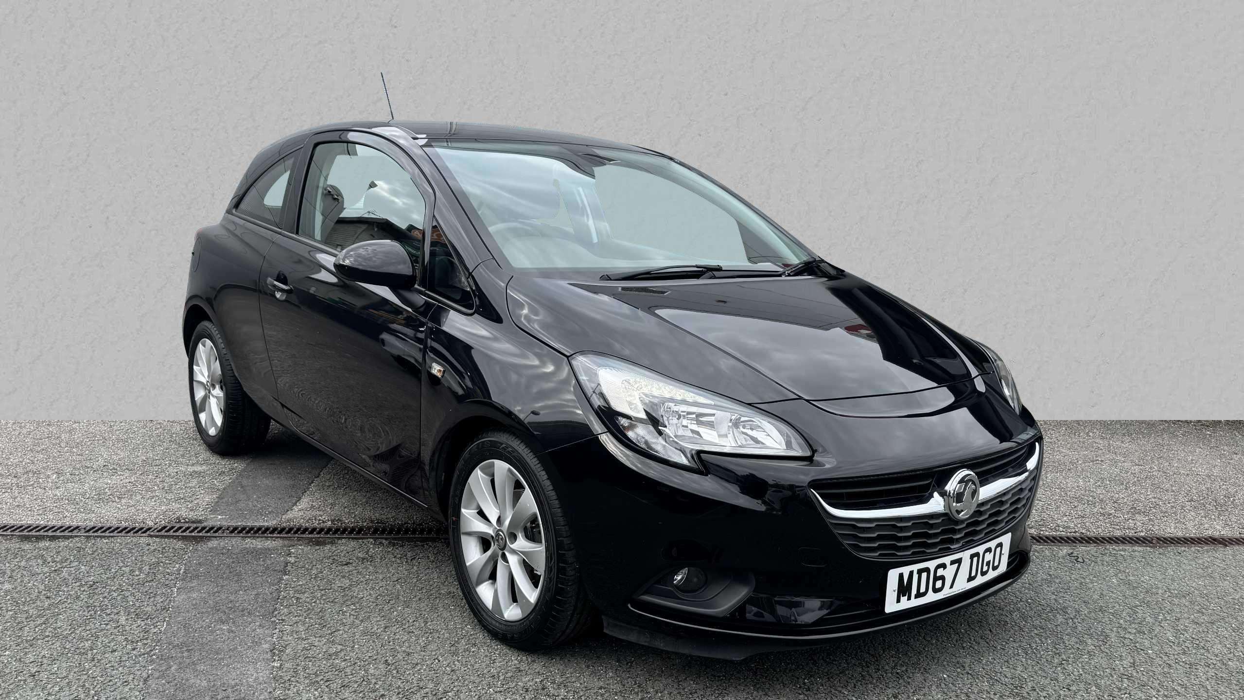 Main listing image - Vauxhall Corsa