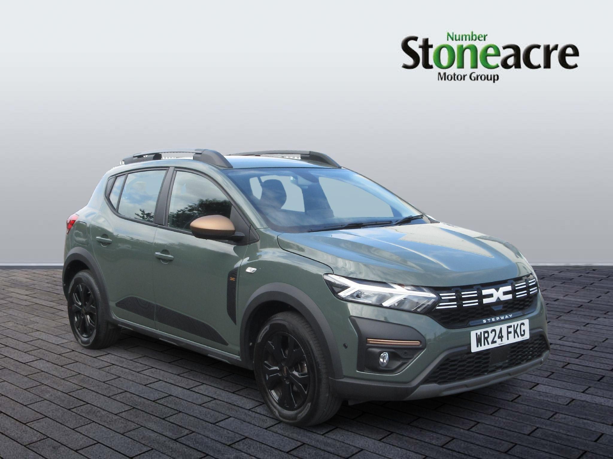 Main listing image - Dacia Sandero Stepway