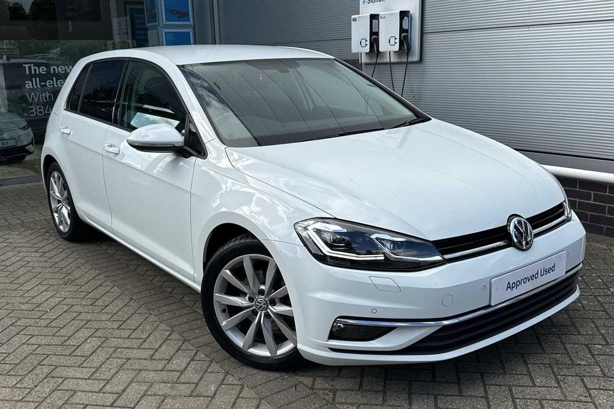 Main listing image - Volkswagen Golf