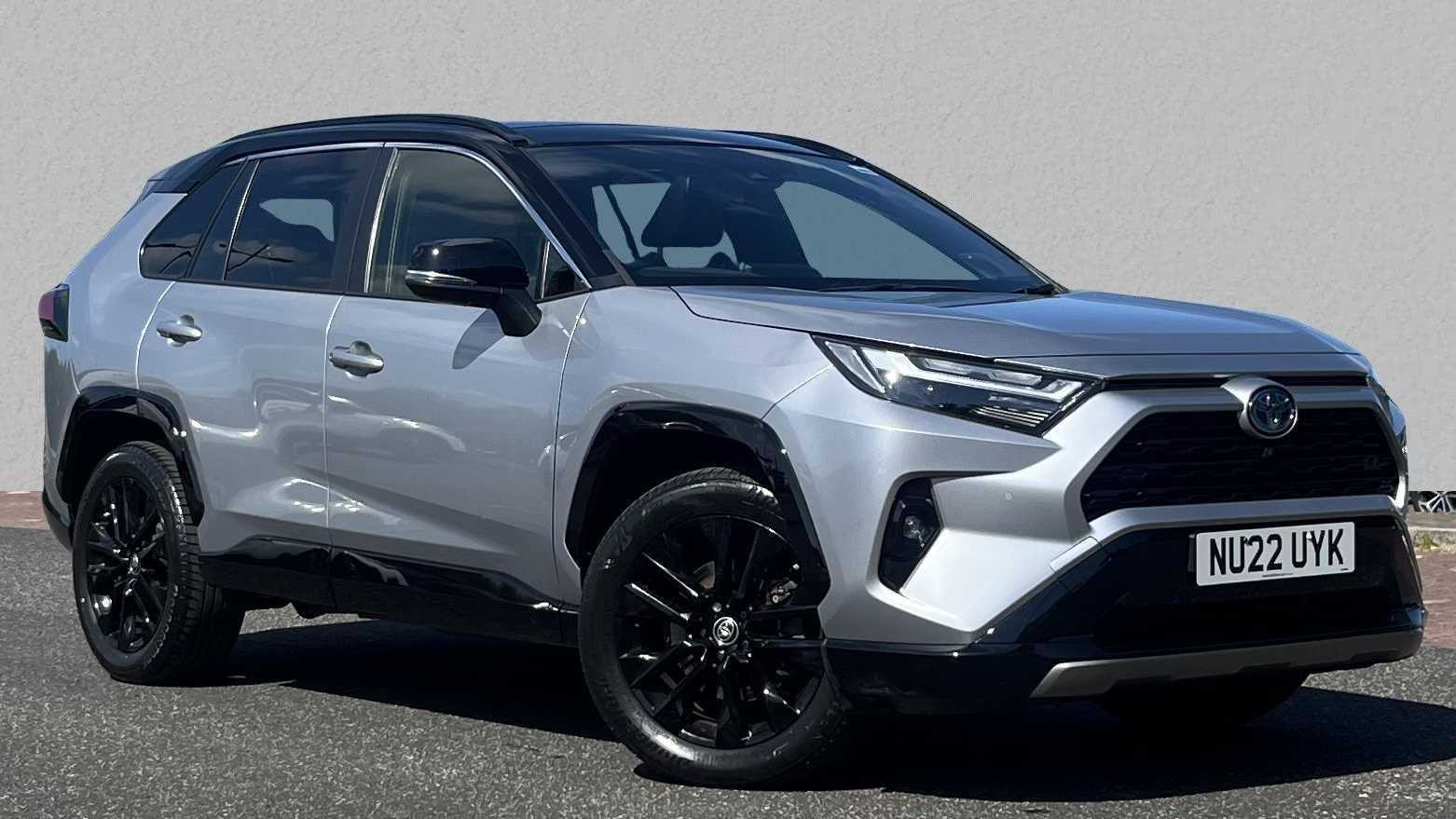 Main listing image - Toyota RAV4