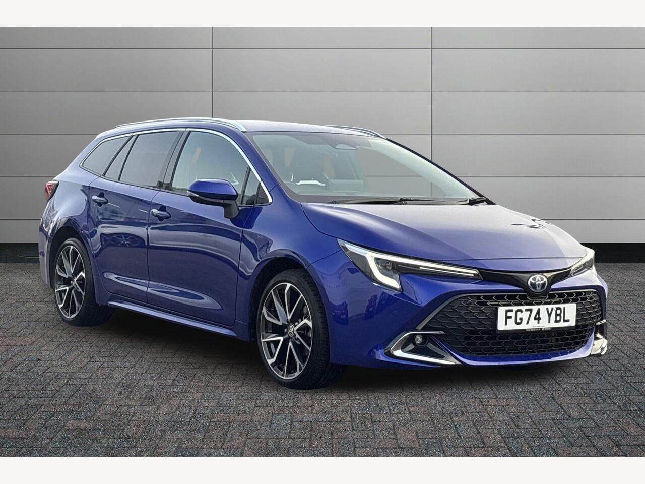 Main listing image - Toyota Corolla Touring Sport