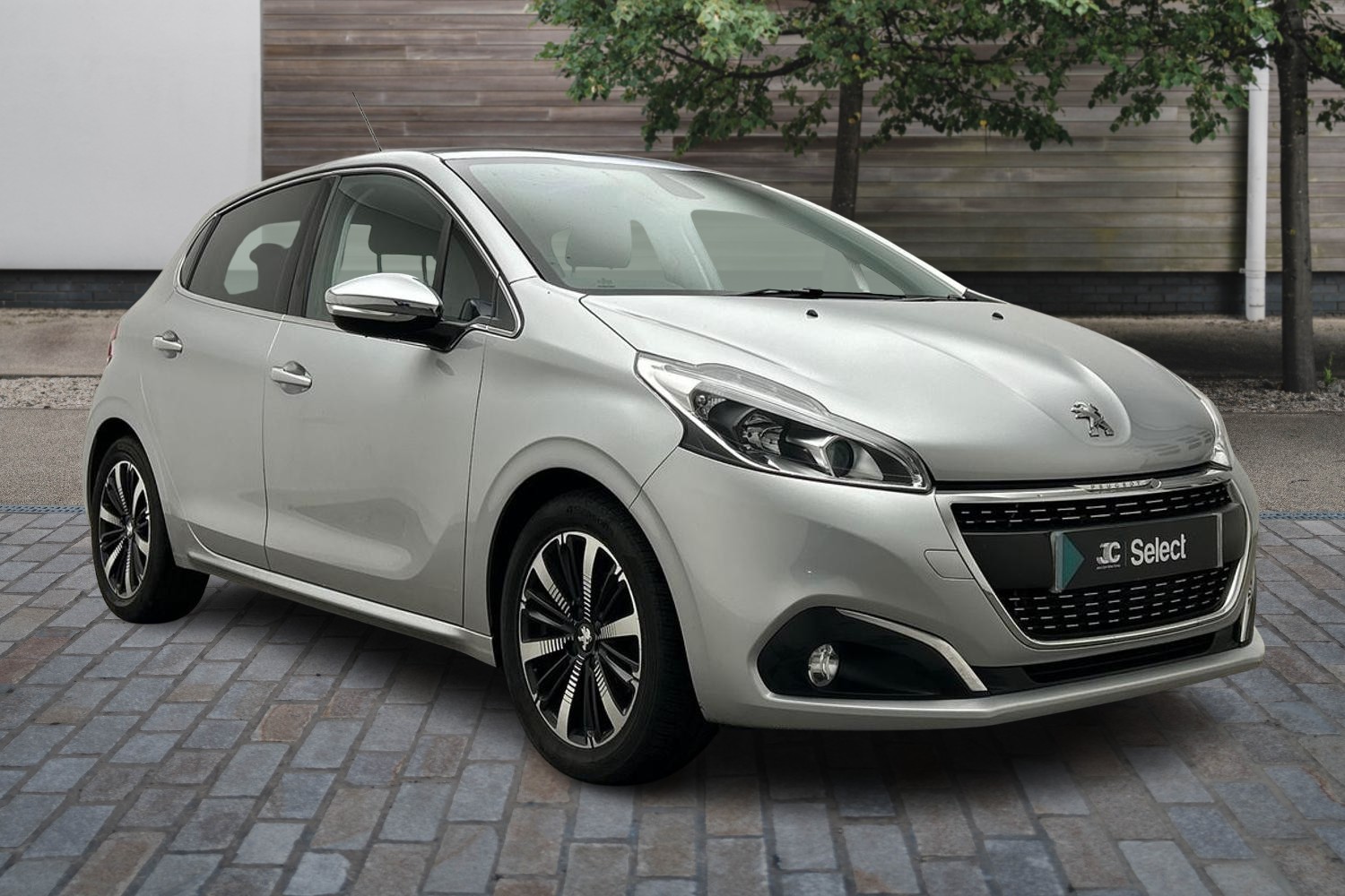 Main listing image - Peugeot 208