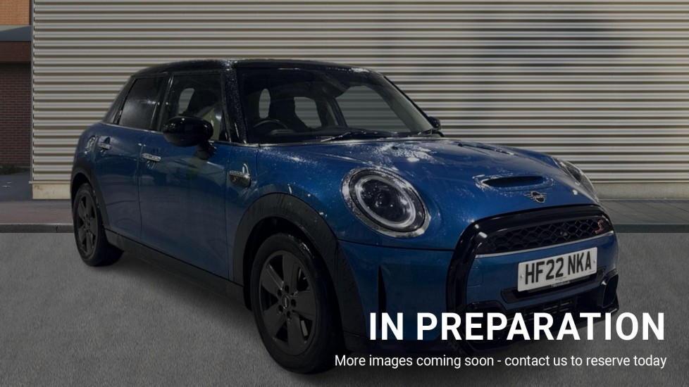 Main listing image - MINI Hatchback 5dr