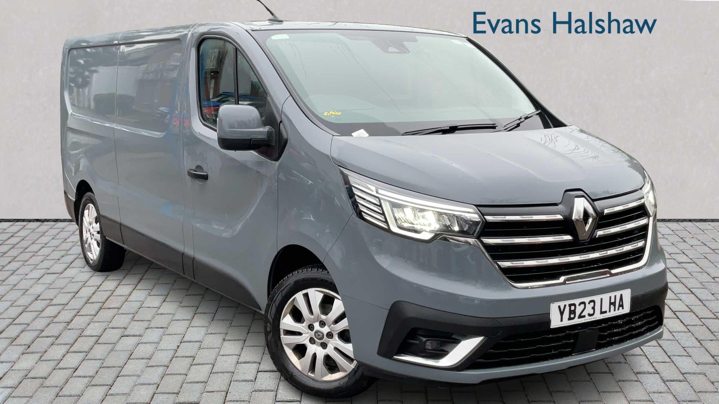 Main listing image - Renault Trafic