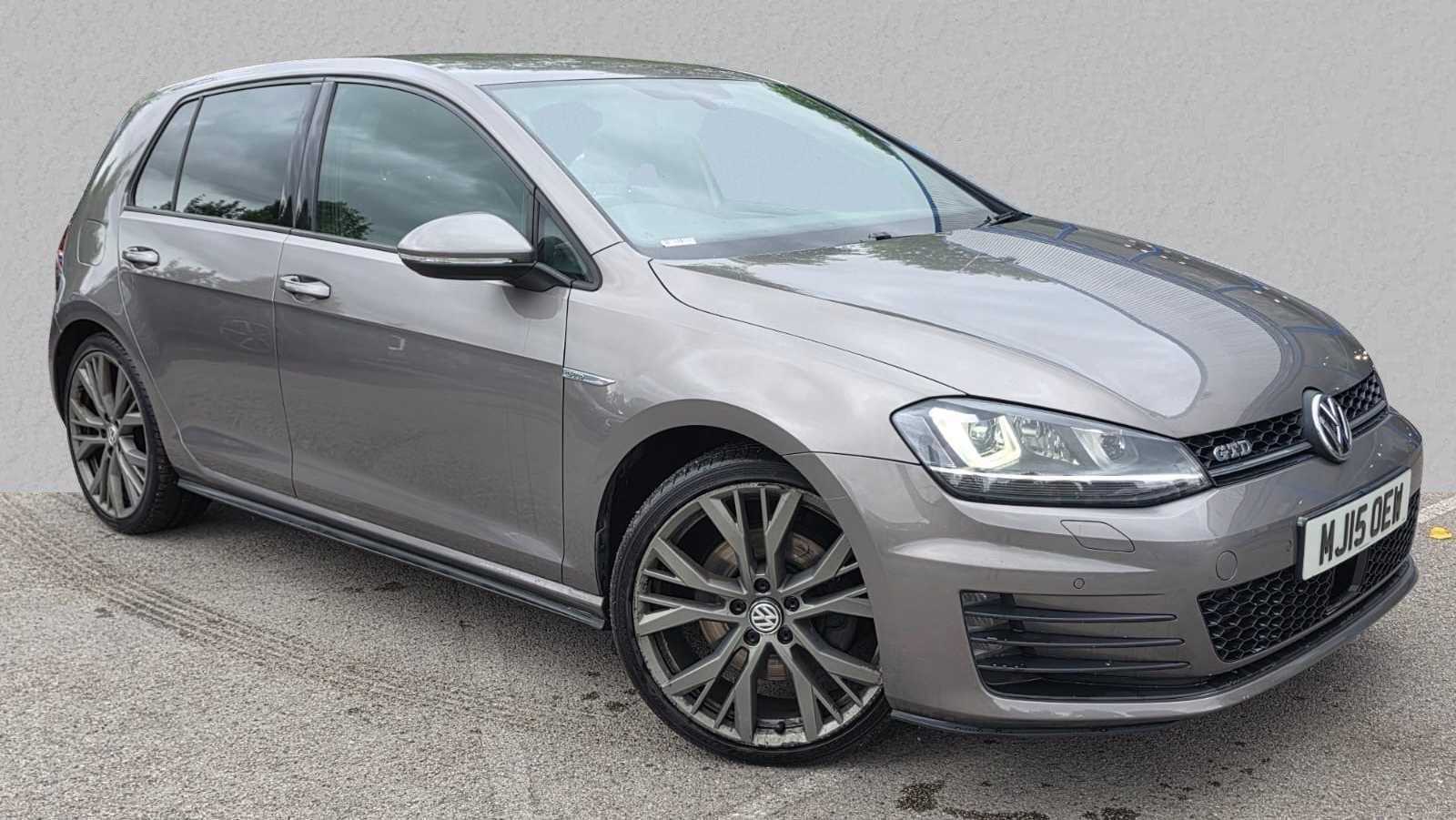 Main listing image - Volkswagen Golf