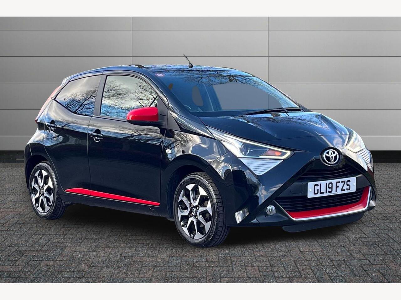 Main listing image - Toyota Aygo