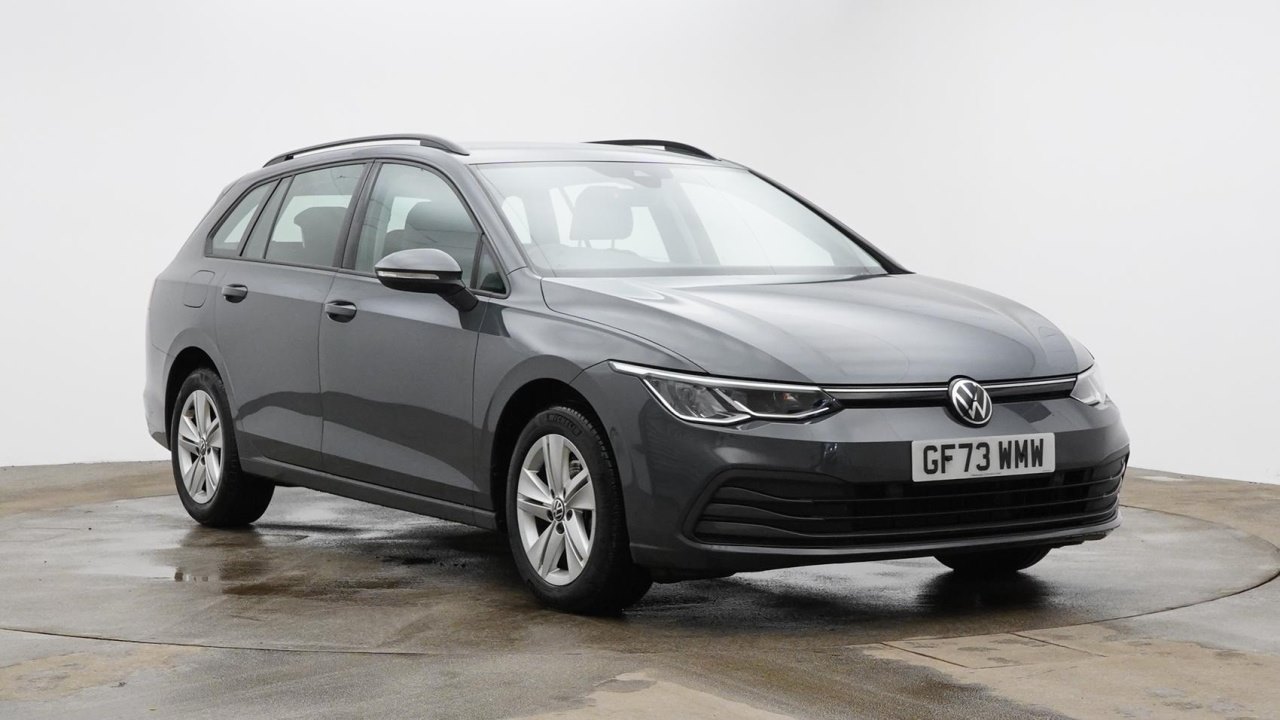 Main listing image - Volkswagen Golf Estate