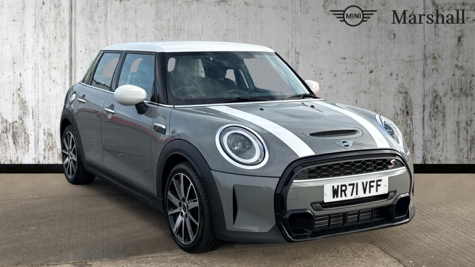 Main listing image - MINI Hatchback 5dr