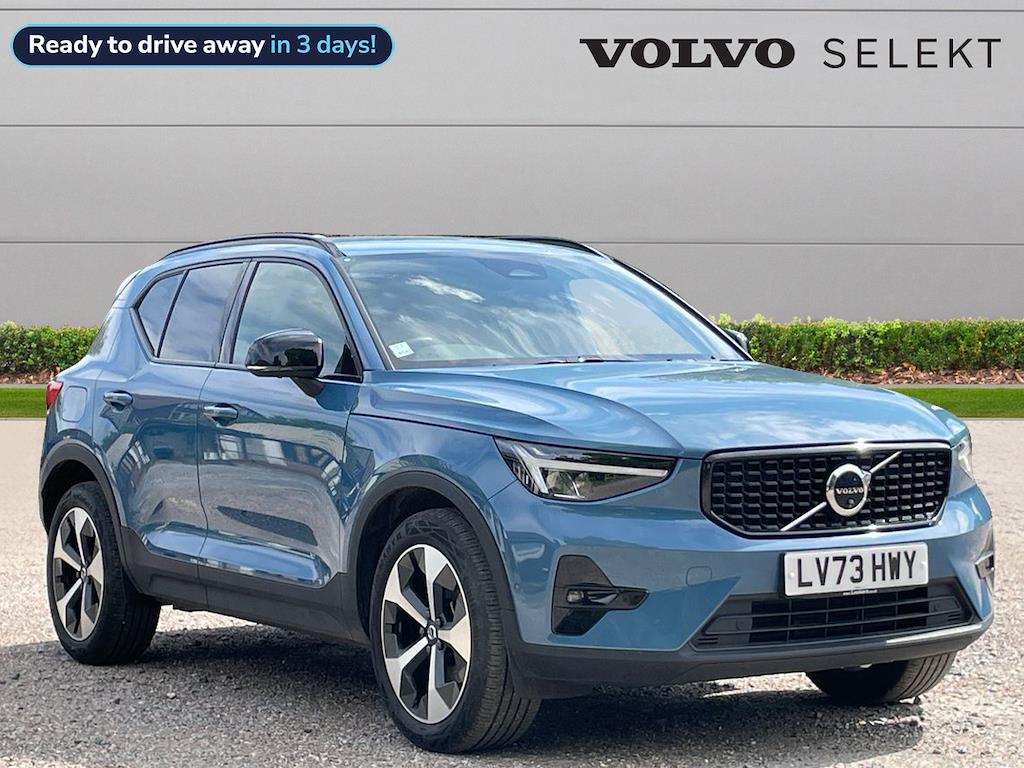 Main listing image - Volvo XC40