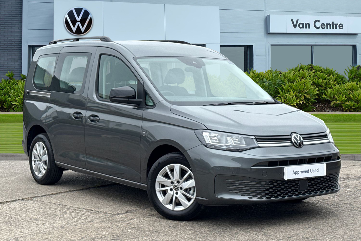 Main listing image - Volkswagen Caddy Life