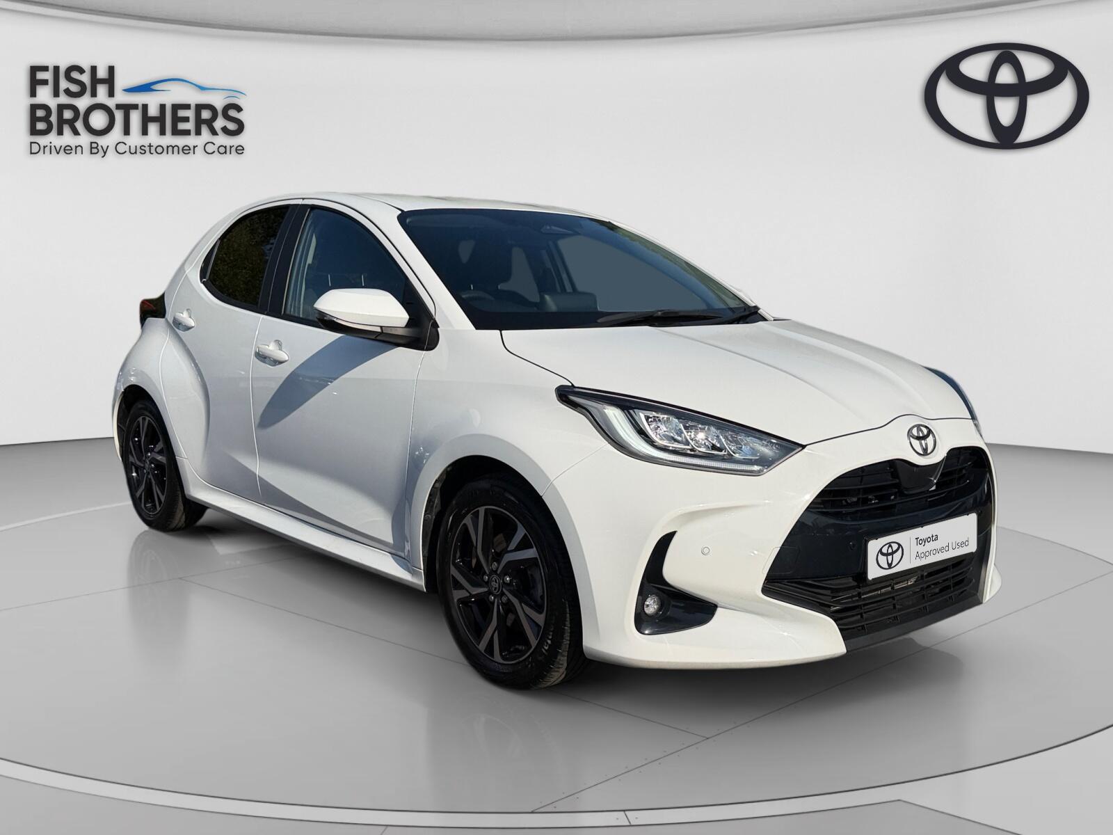 Main listing image - Toyota Yaris