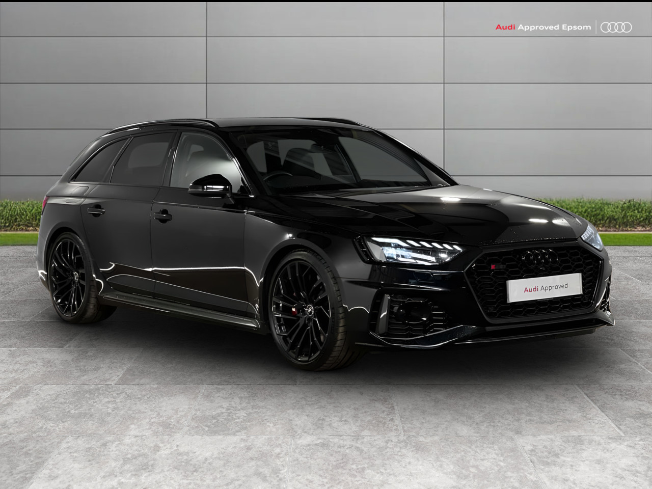 Main listing image - Audi RS4