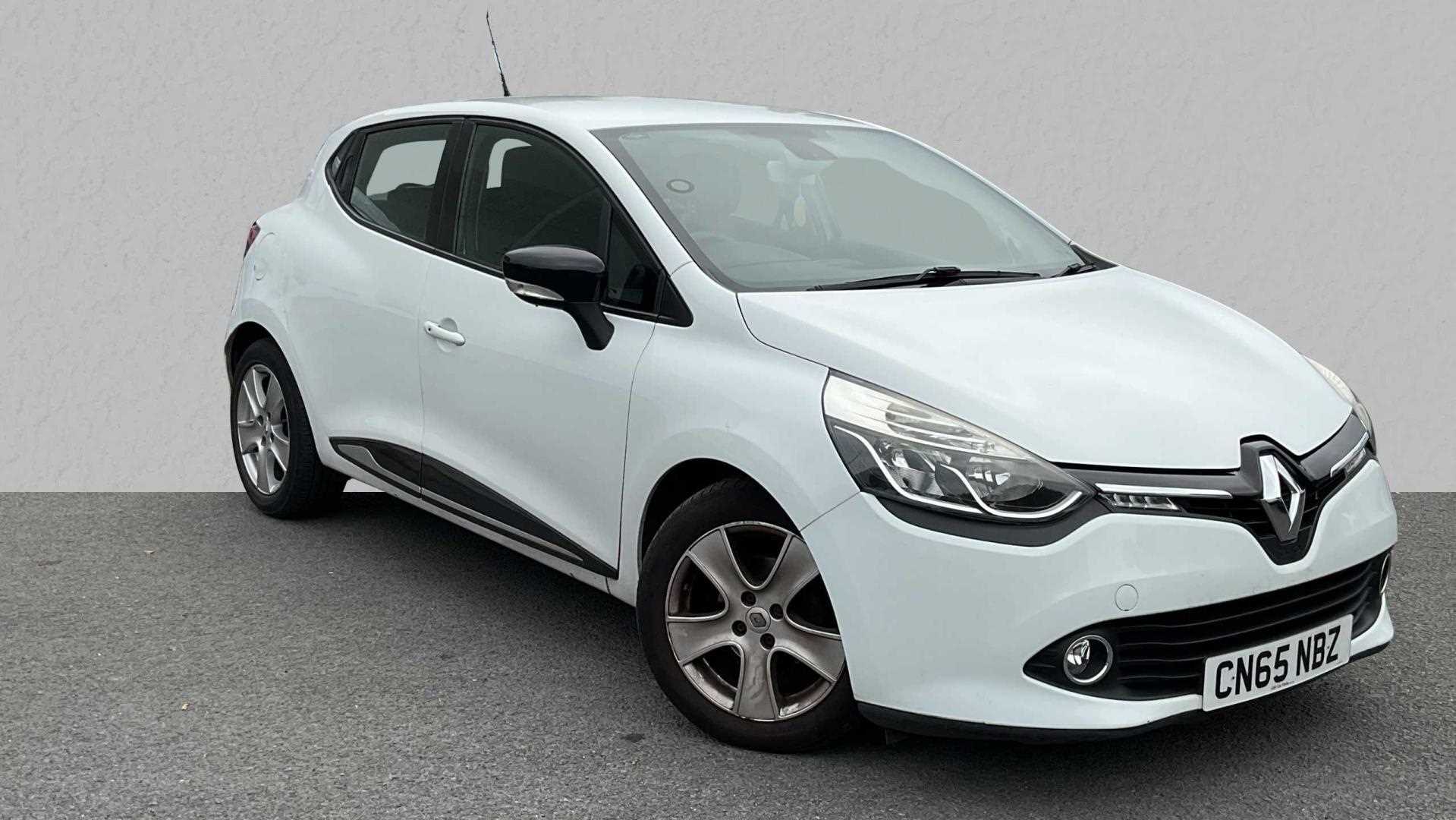 Main listing image - Renault Clio