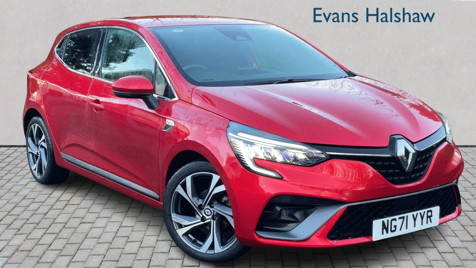 Main listing image - Renault Clio