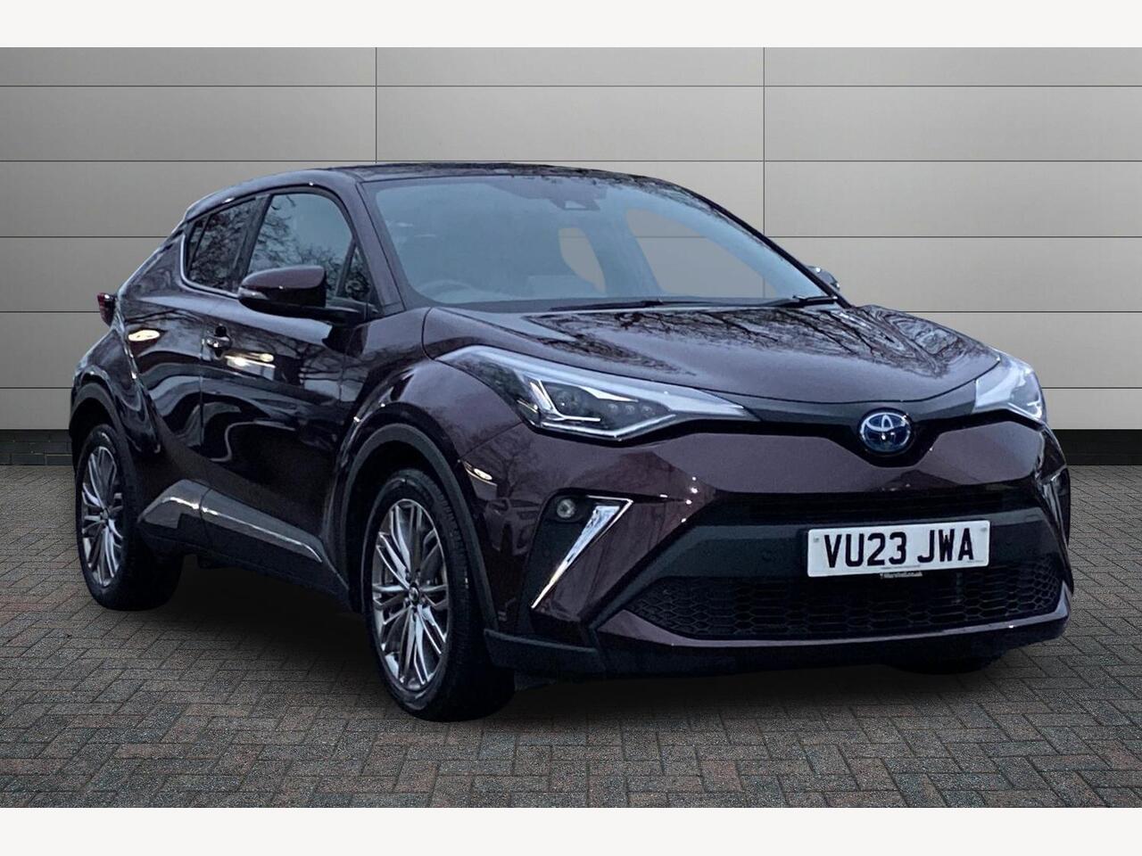 Main listing image - Toyota C-HR