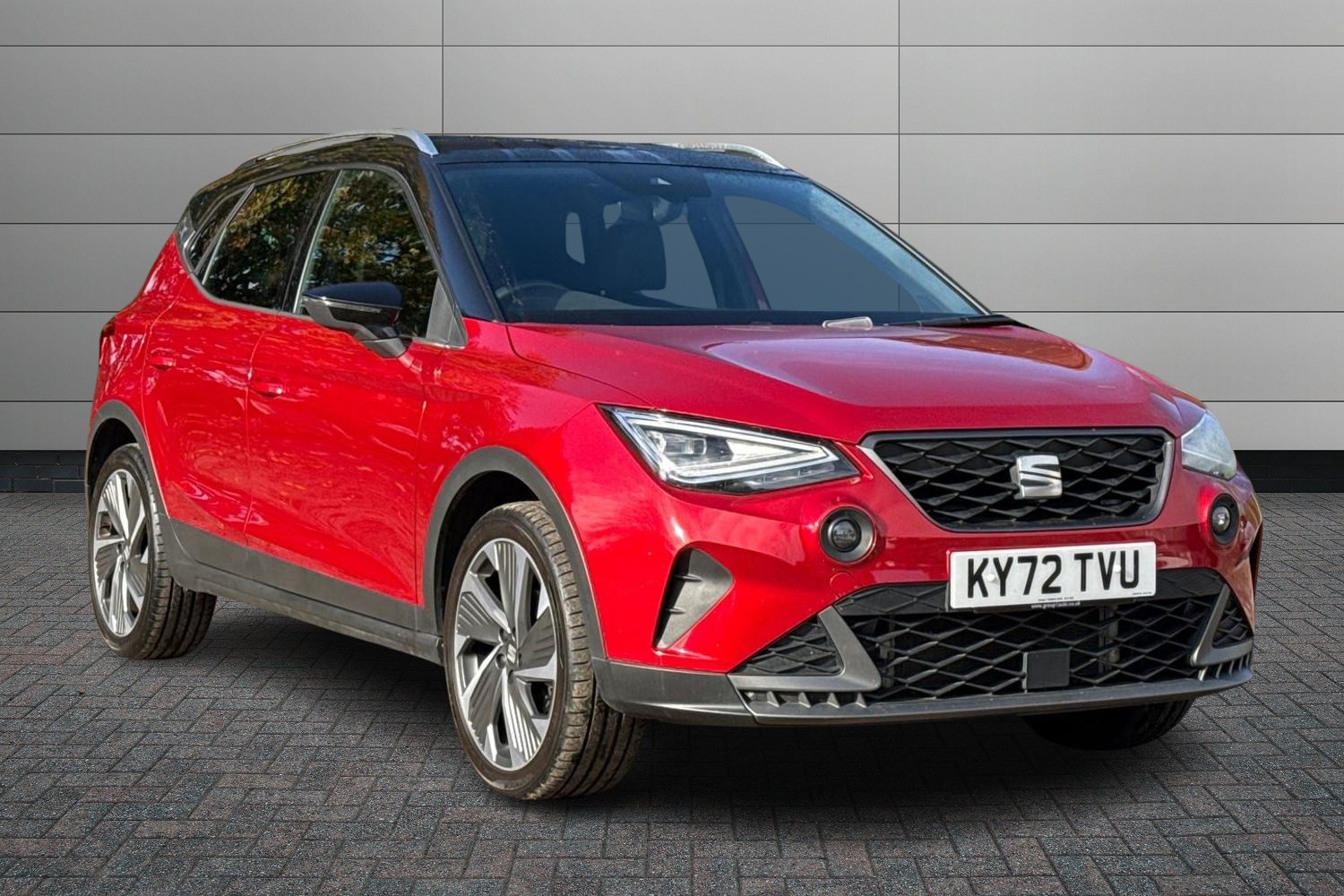 Main listing image - SEAT Arona