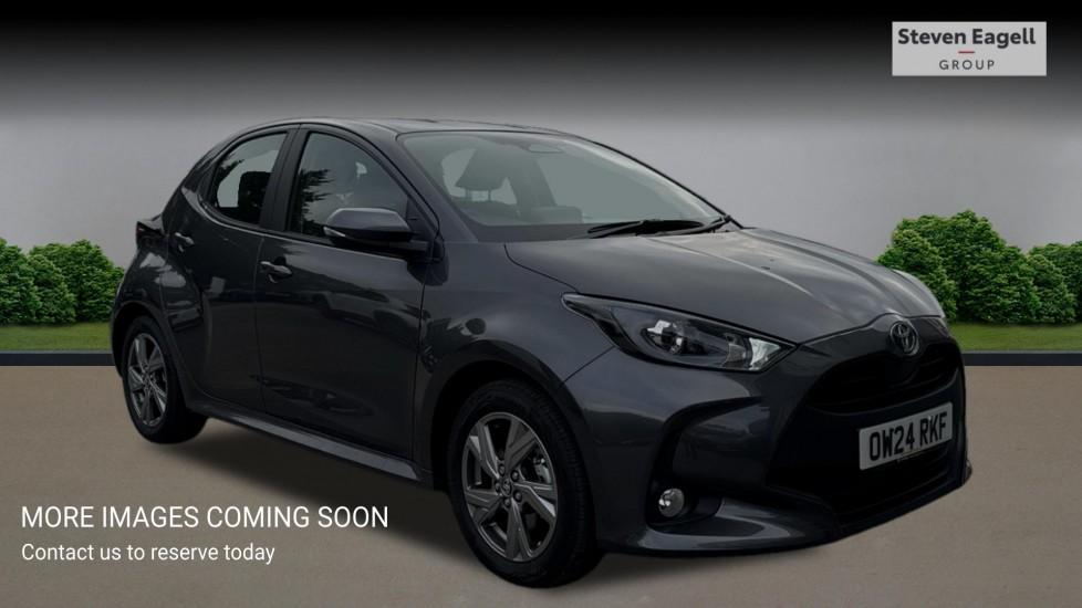 Main listing image - Toyota Yaris