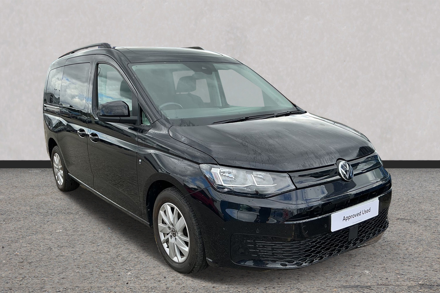Main listing image - Volkswagen Caddy California Maxi