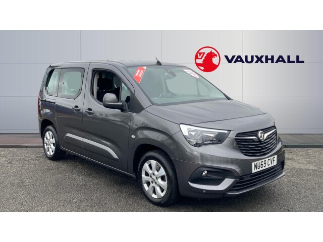 Main listing image - Vauxhall Combo Life