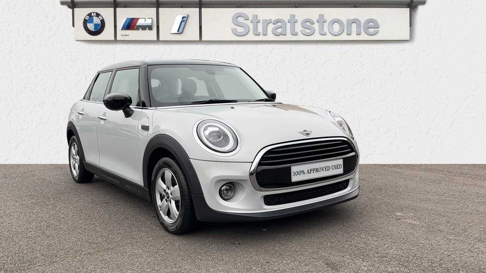 Main listing image - MINI Hatchback 5dr