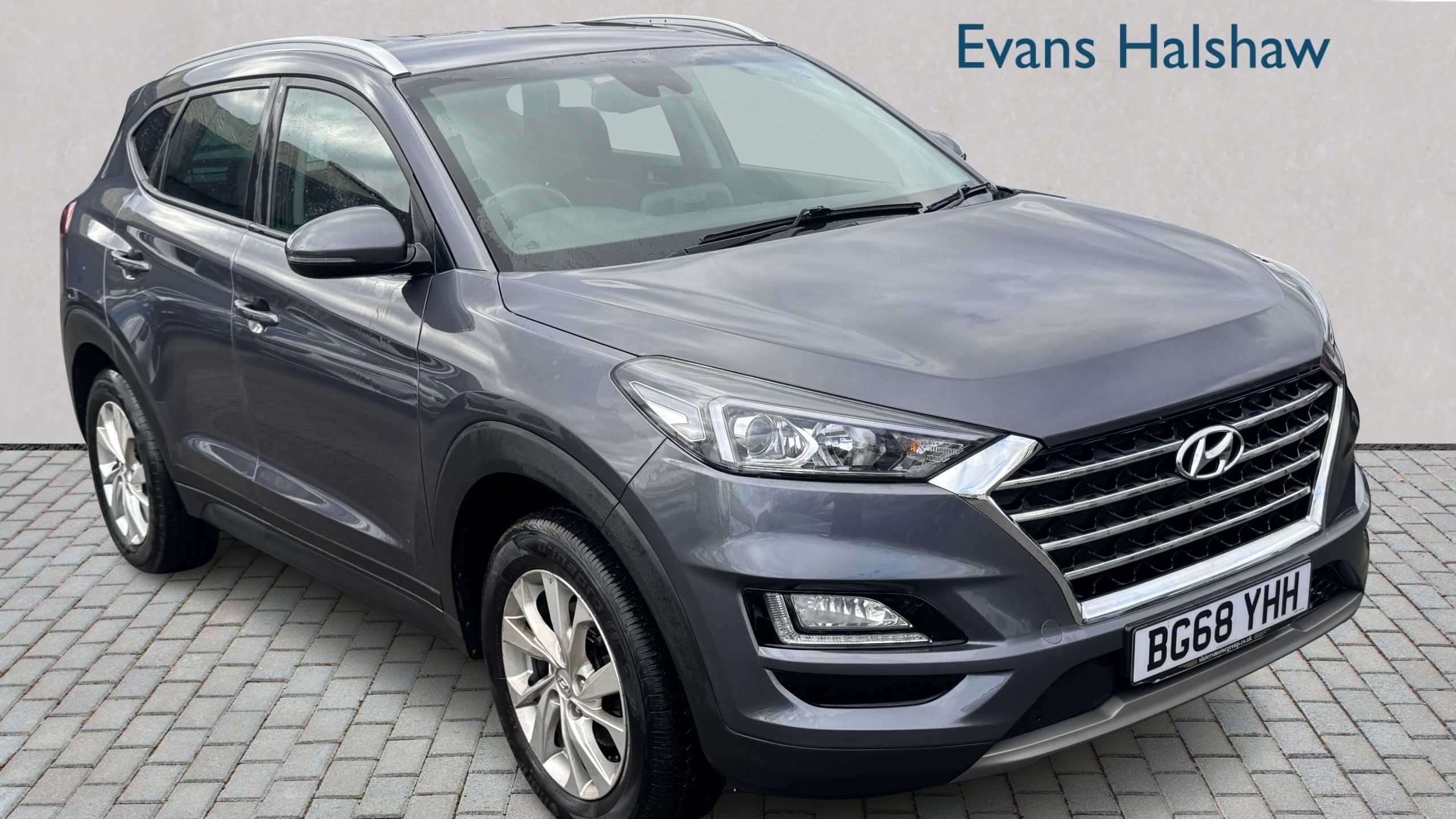 Main listing image - Hyundai Tucson