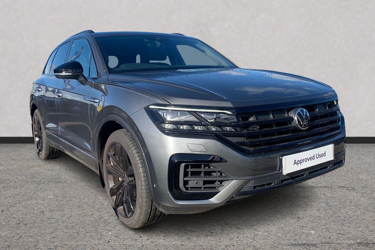 Main listing image - Volkswagen Touareg
