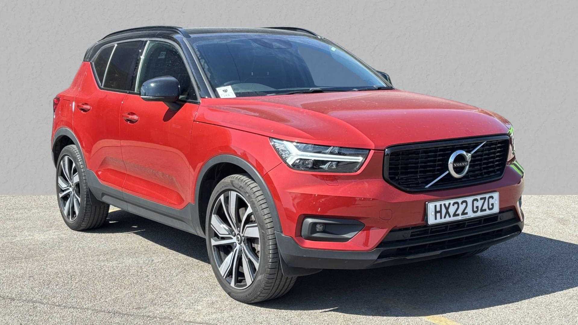 Main listing image - Volvo XC40 Recharge