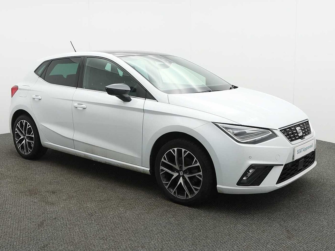 Main listing image - SEAT Ibiza