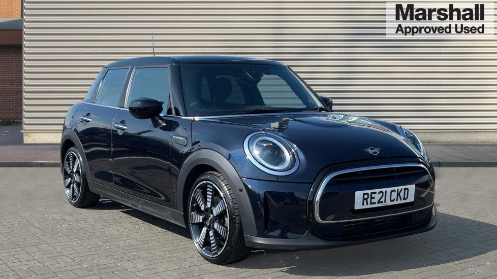 Main listing image - MINI Hatchback 5dr