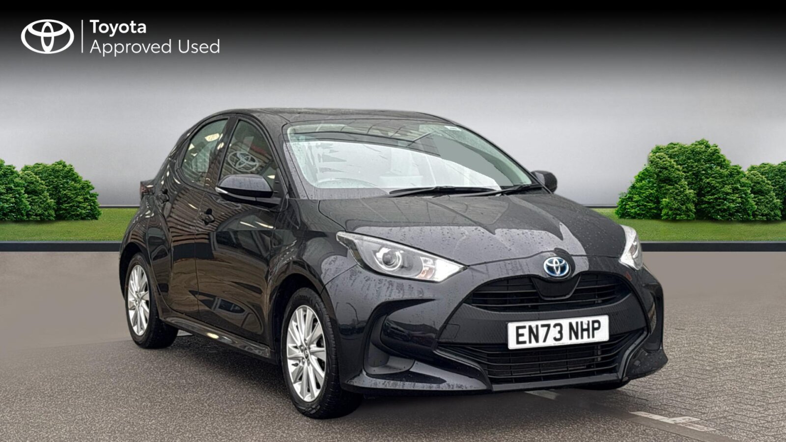 Main listing image - Toyota Yaris