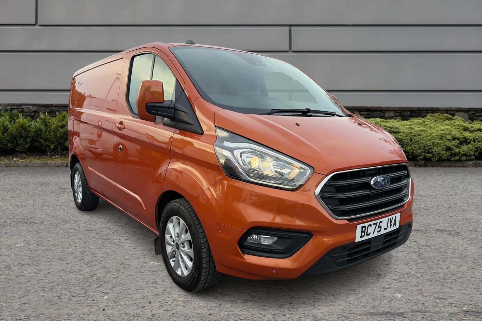 Main listing image - Ford Transit Custom