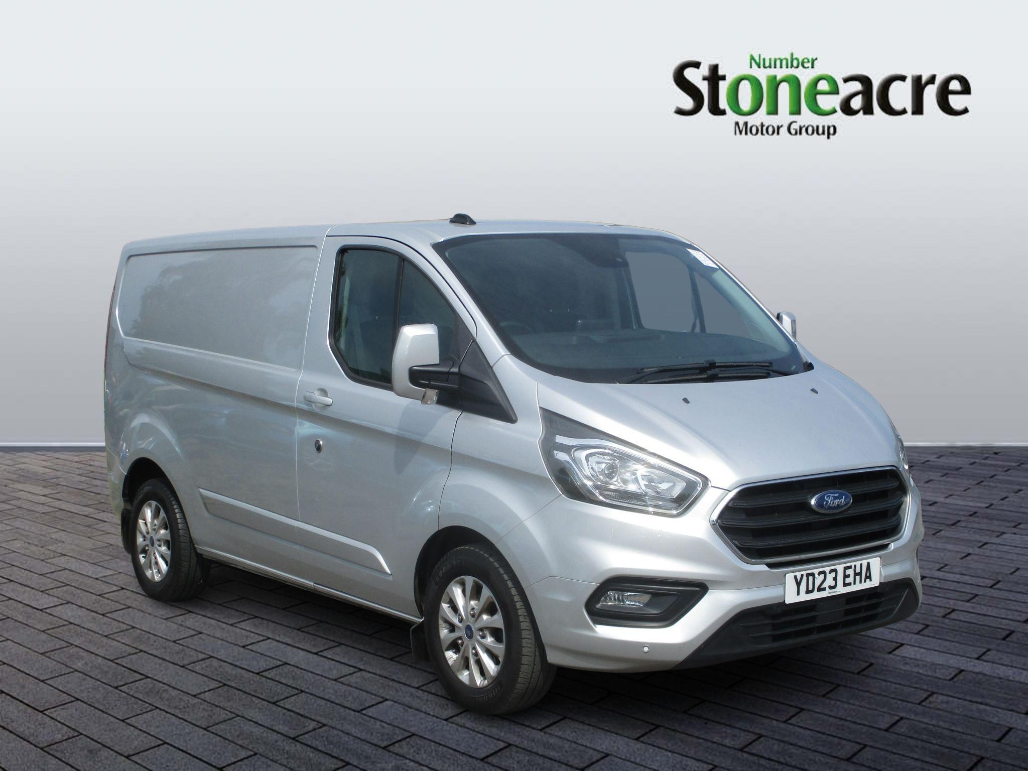 Main listing image - Ford Transit Custom