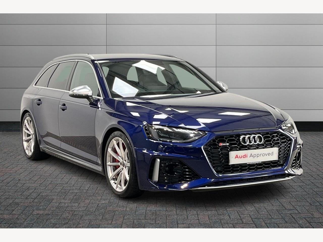 Main listing image - Audi RS4