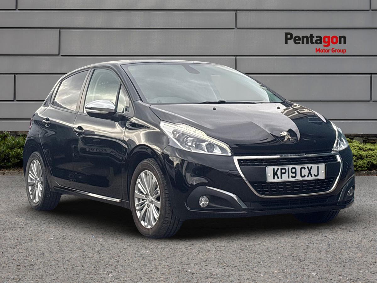 Main listing image - Peugeot 208