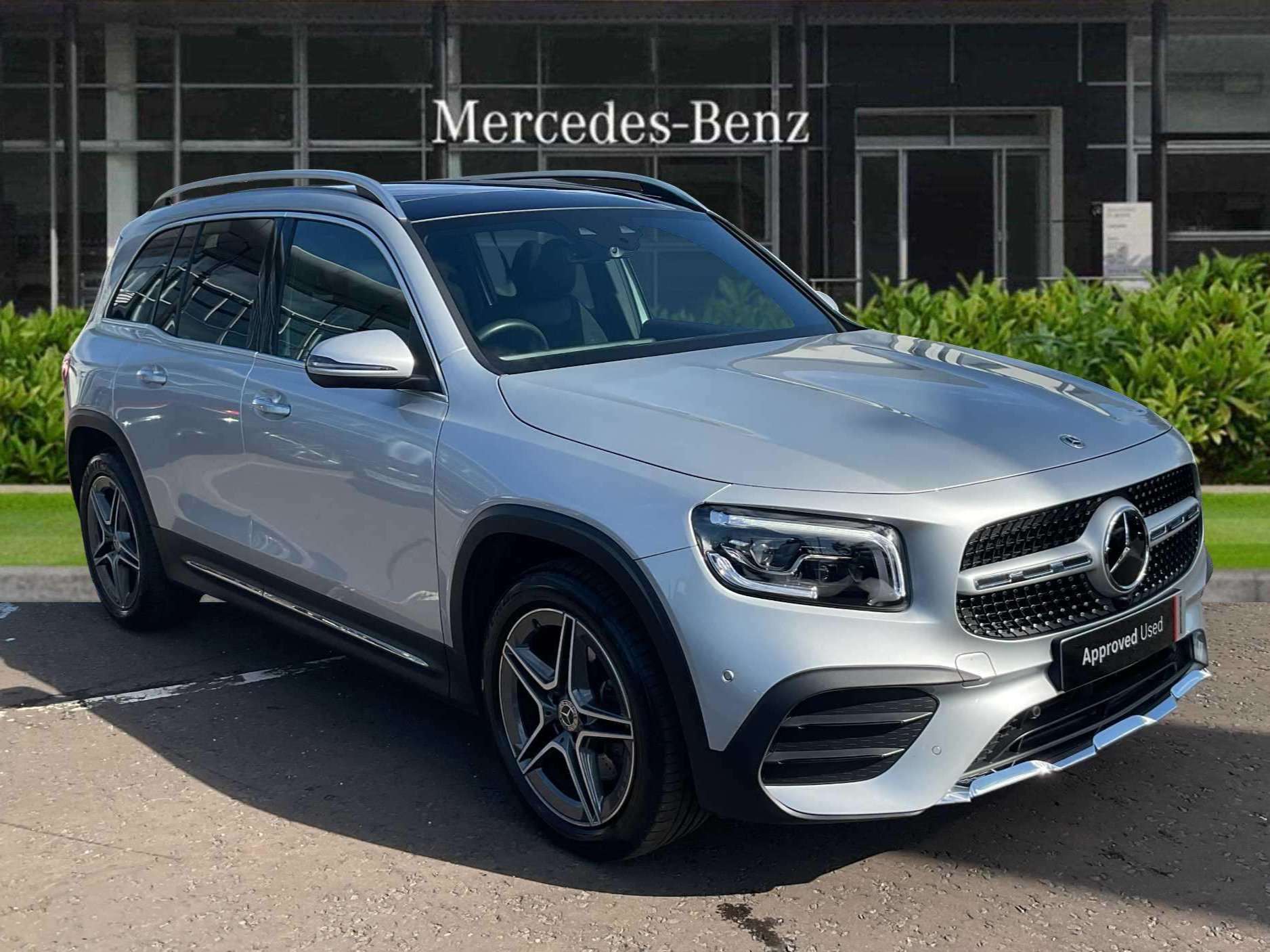 Main listing image - Mercedes-Benz GLB