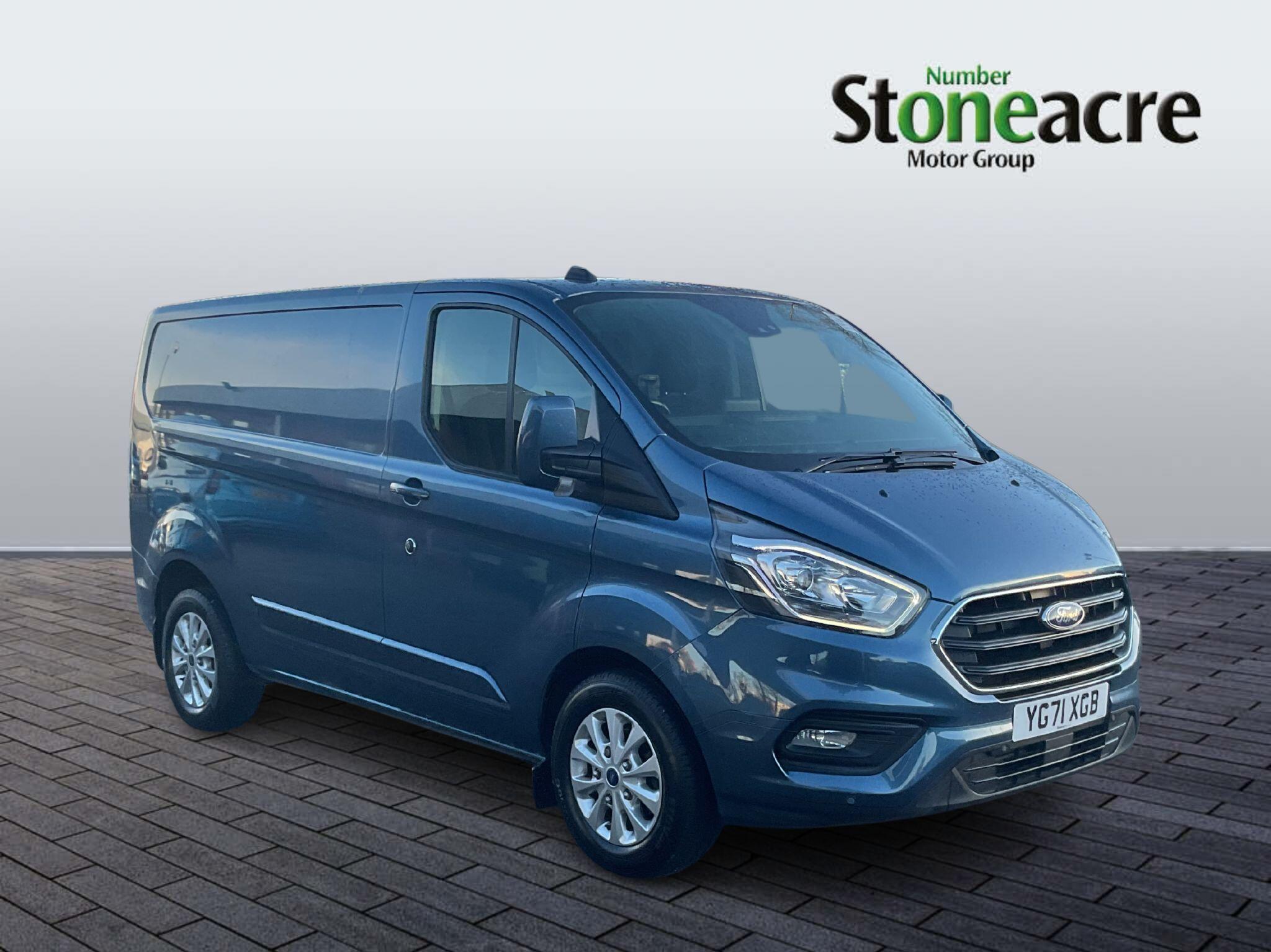 Main listing image - Ford Transit Custom