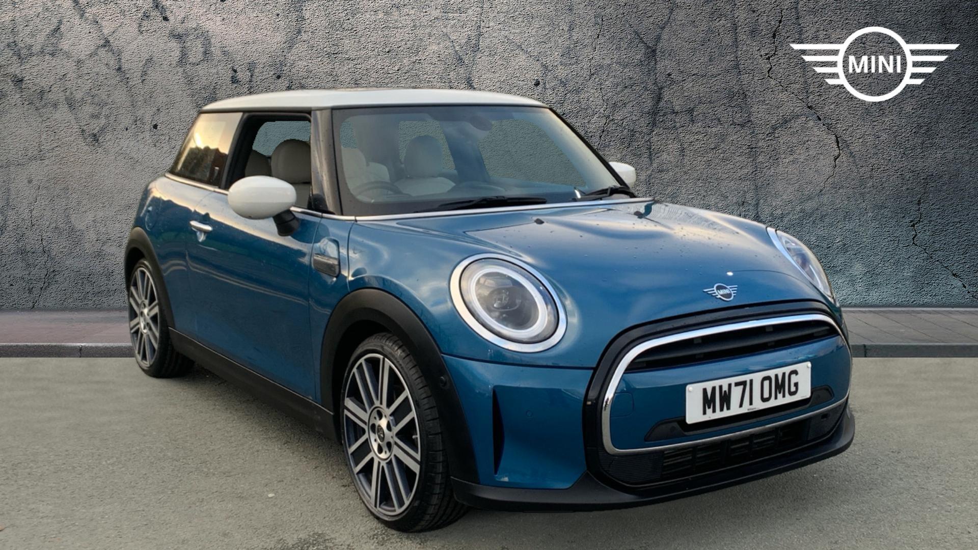 Main listing image - MINI Hatchback