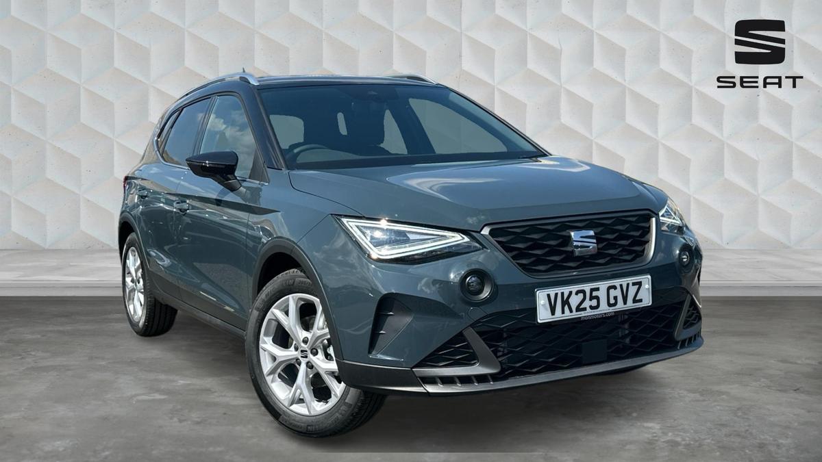 Main listing image - SEAT Arona