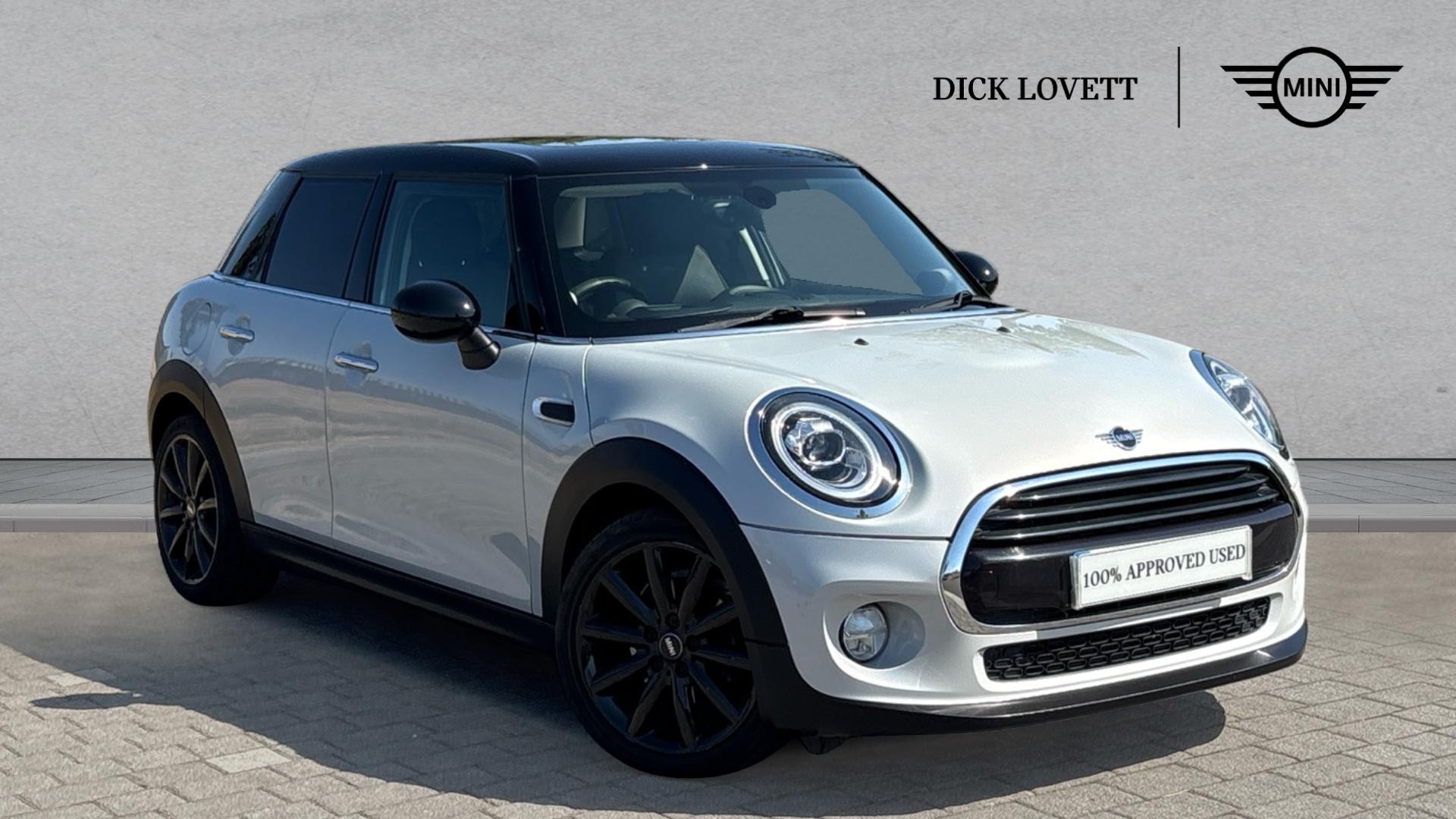 Main listing image - MINI Hatchback