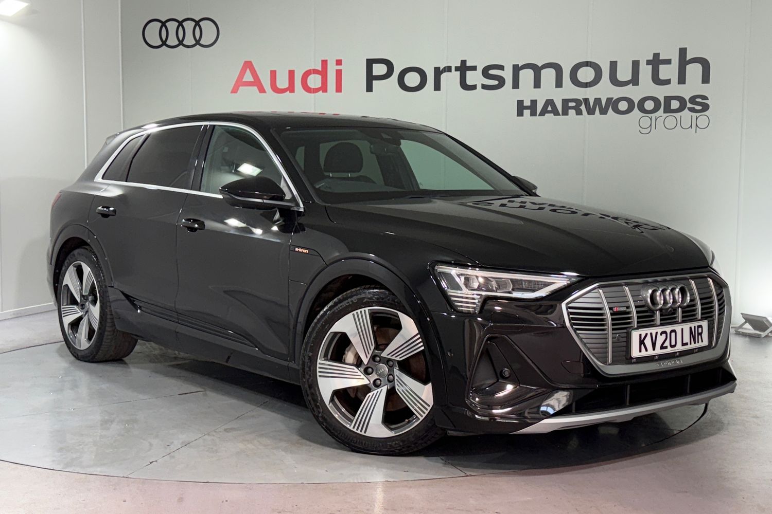 Main listing image - Audi e-tron S
