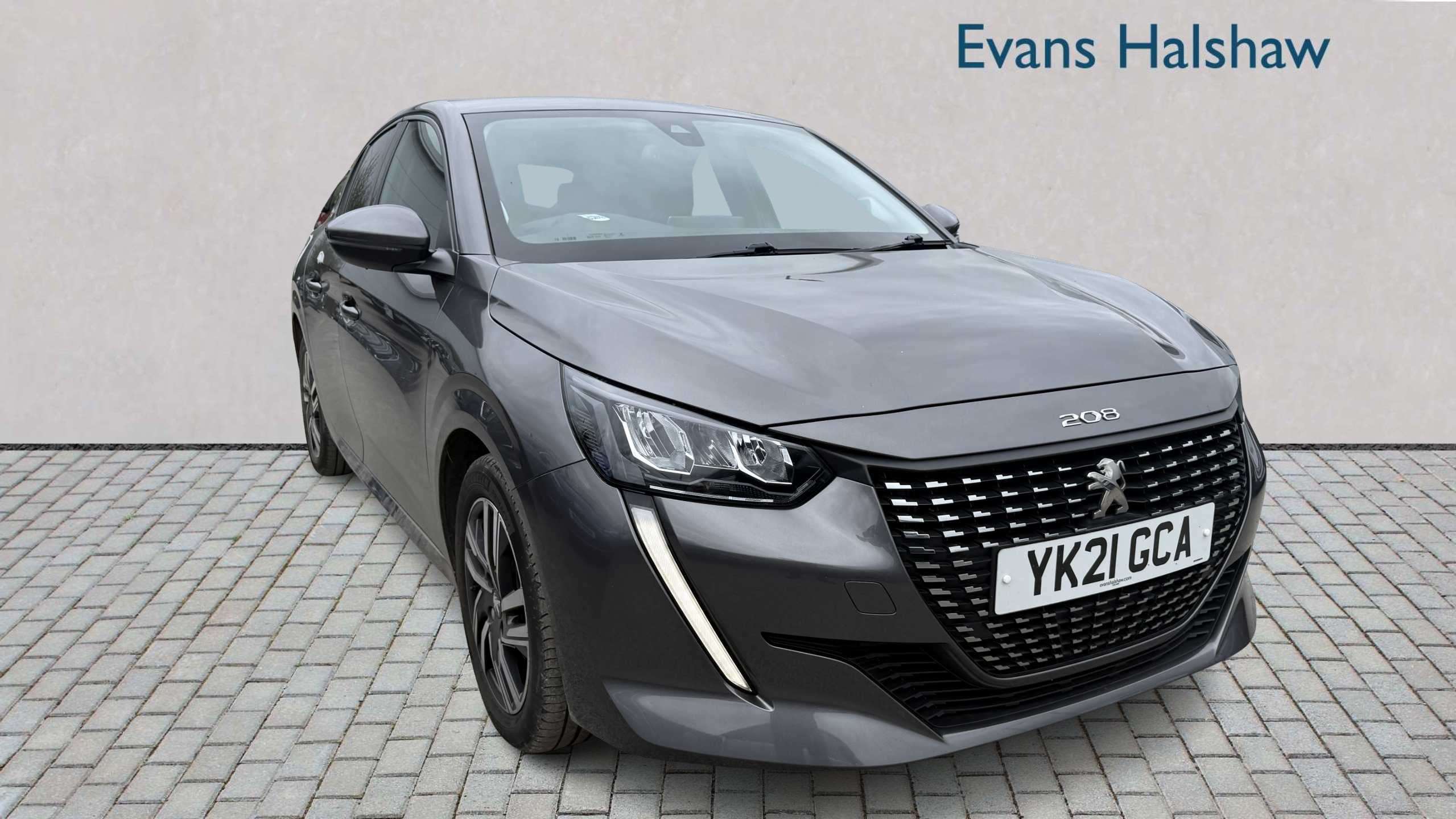 Main listing image - Peugeot 208