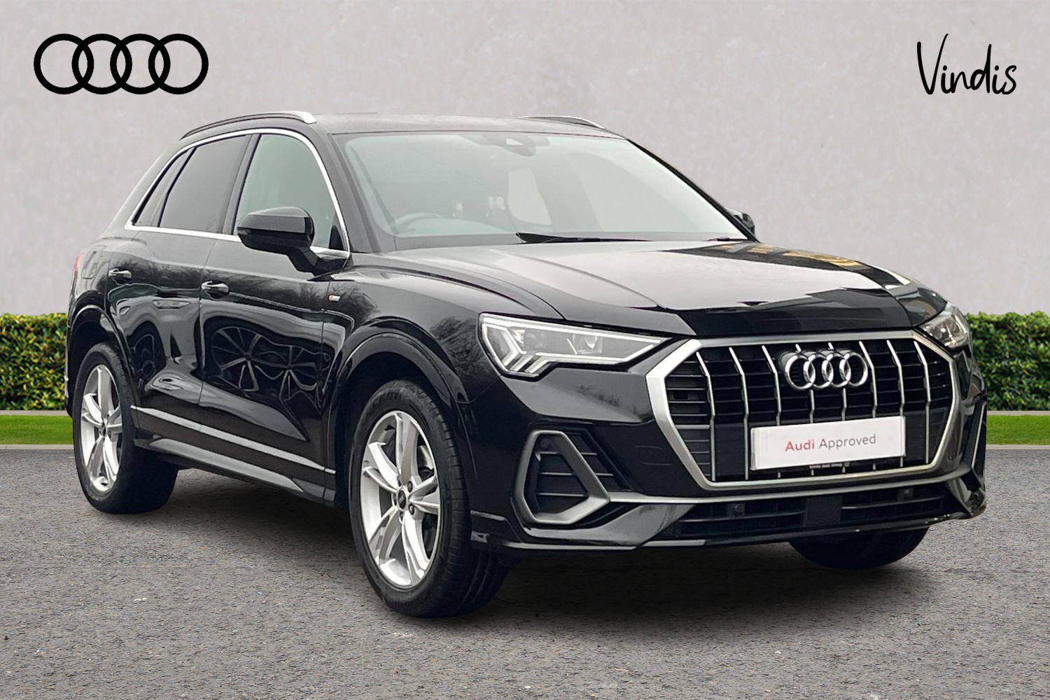 Main listing image - Audi Q3