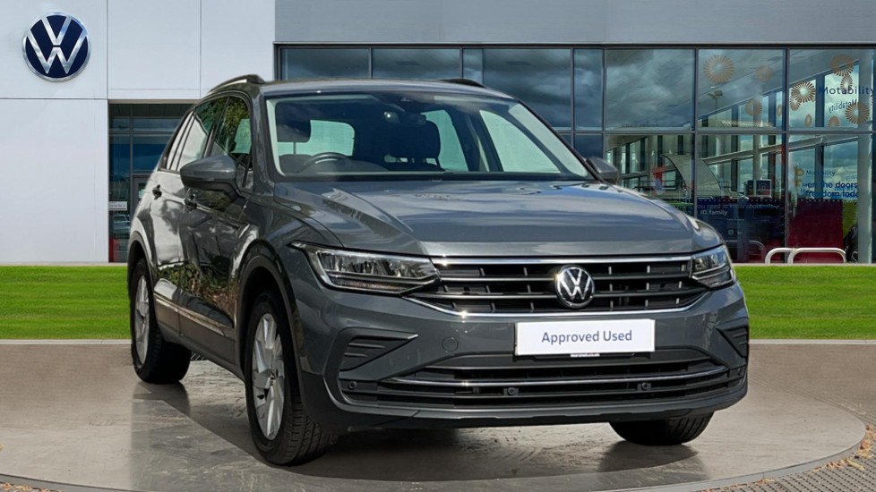 Main listing image - Volkswagen Tiguan