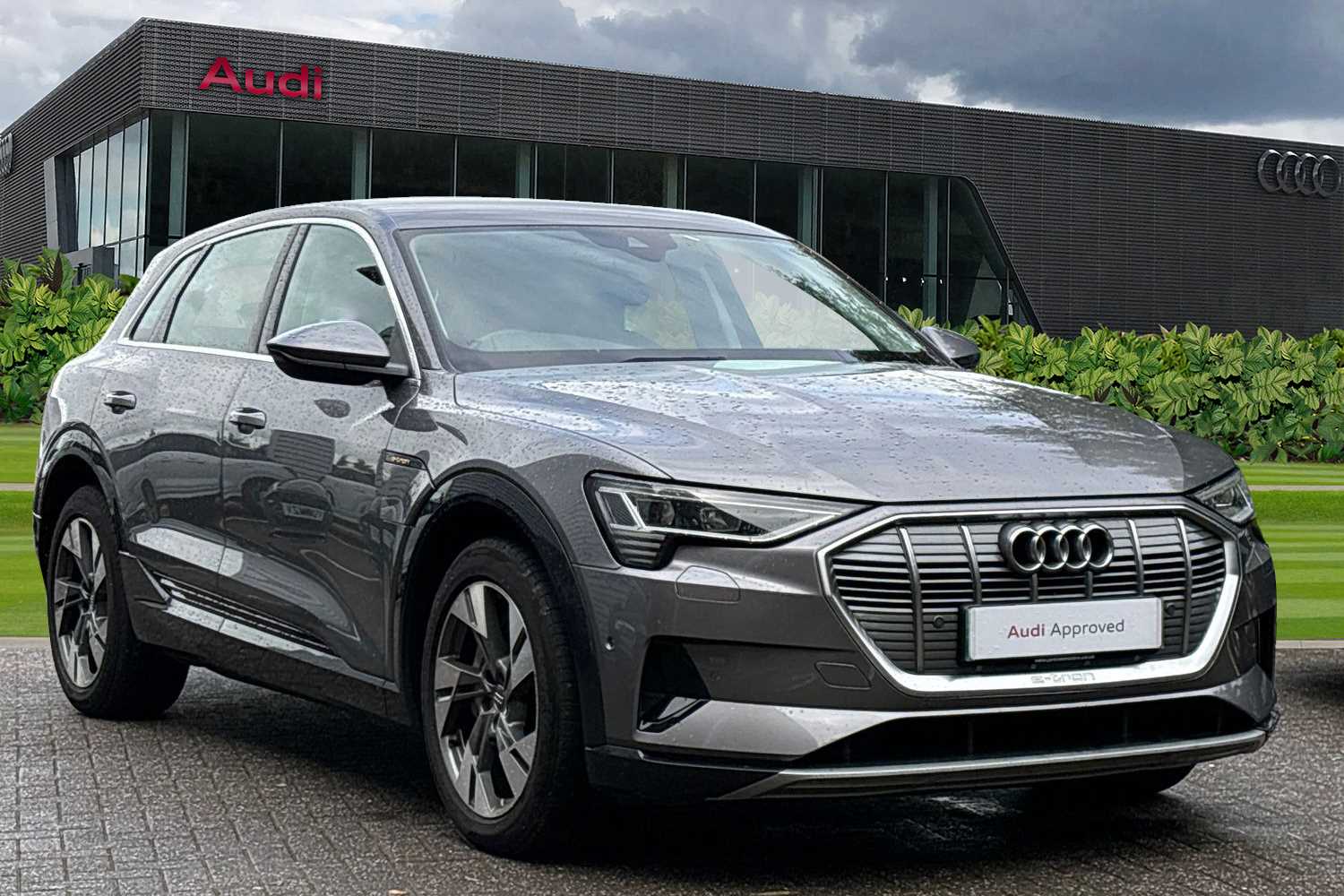 Main listing image - Audi e-tron