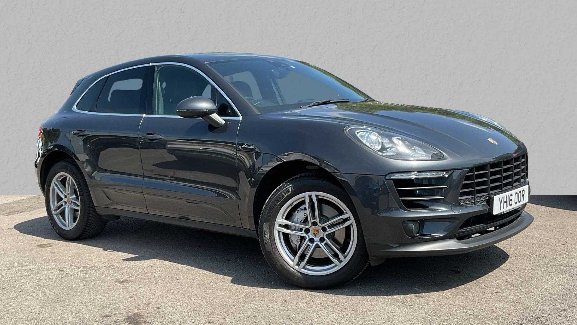 Main listing image - Porsche Macan