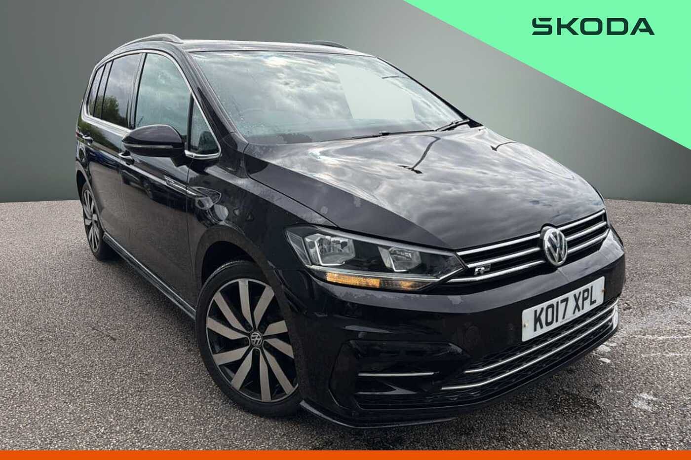 Main listing image - Volkswagen Touran