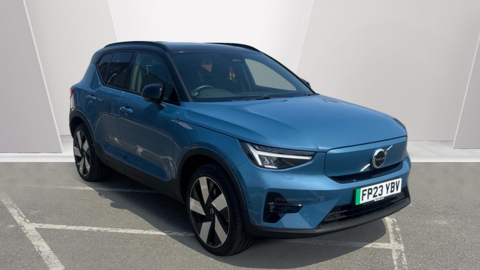 Main listing image - Volvo XC40