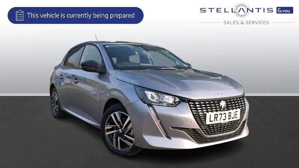 Main listing image - Peugeot 208