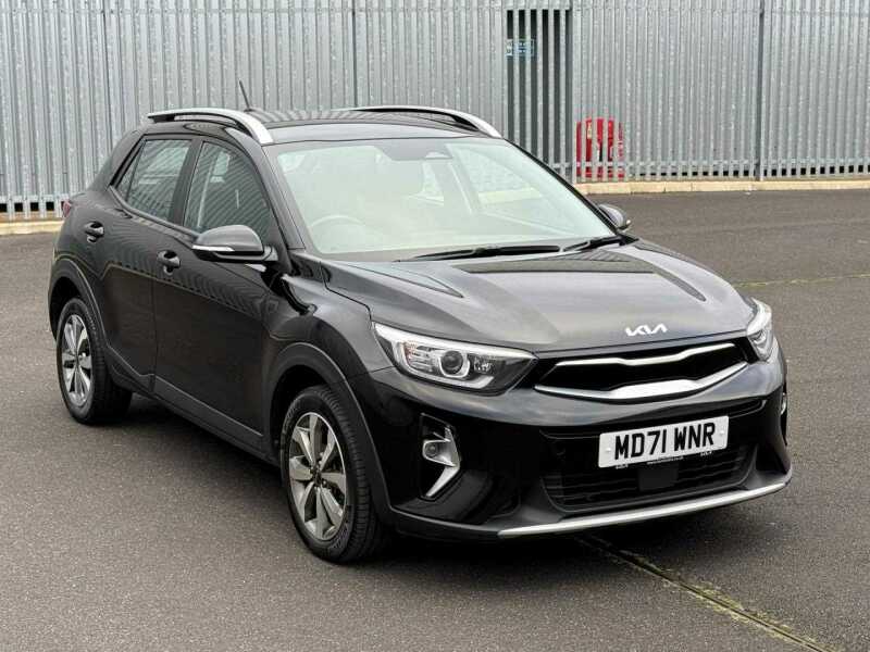 Main listing image - Kia Stonic